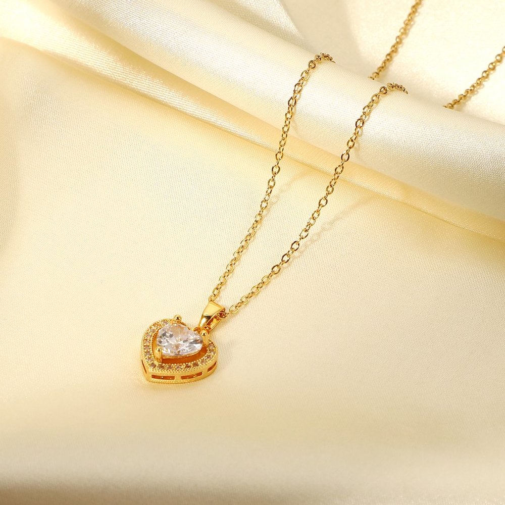 McKenzie Halo Heart Necklace - Picture 3 of 7